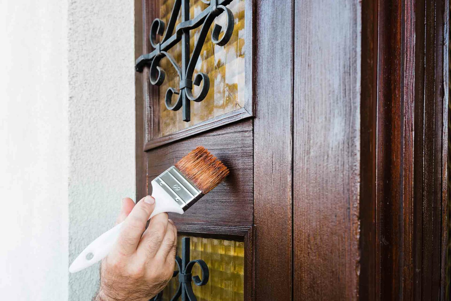 Crafting Curb Appeal: The Essential Guide to Door Refinishing in Paradise Valley