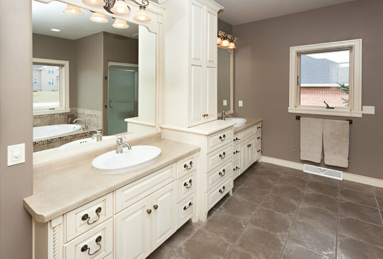 bathroom cabinet refinishing services