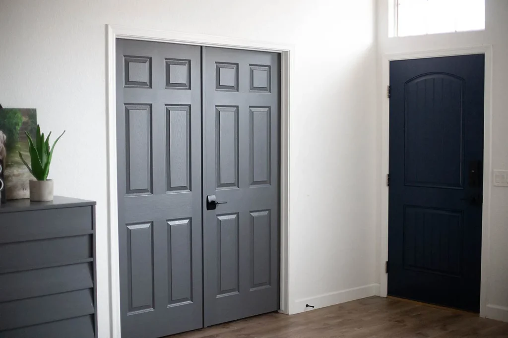 Door Refinishers in Paradise Valley